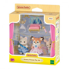 Cargar imagen en el visor de la galería, Sylvanian Families-5818-Set Princesas de la Guardería