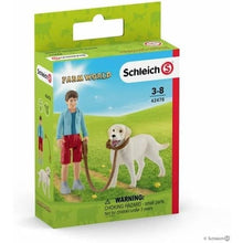 Cargar imagen en el visor de la galería, Schleich-42478-Labrador Retriever y su dueño
