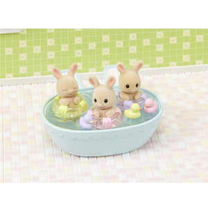 Sylvanian-5707-Trillizos conejo crema y su baño