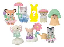 Cargar imagen en el visor de la galería, Sylvanian Families-5823-Bolsas Sorpresa - Edición Bebés Floreciendo
